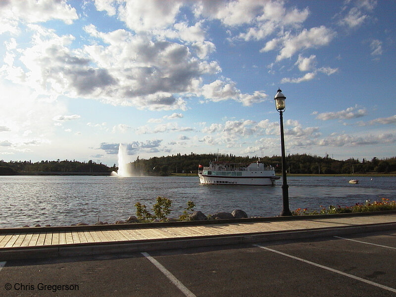 Photo of Ship on Lake of the Woods in Kenora, Ontario(1376)