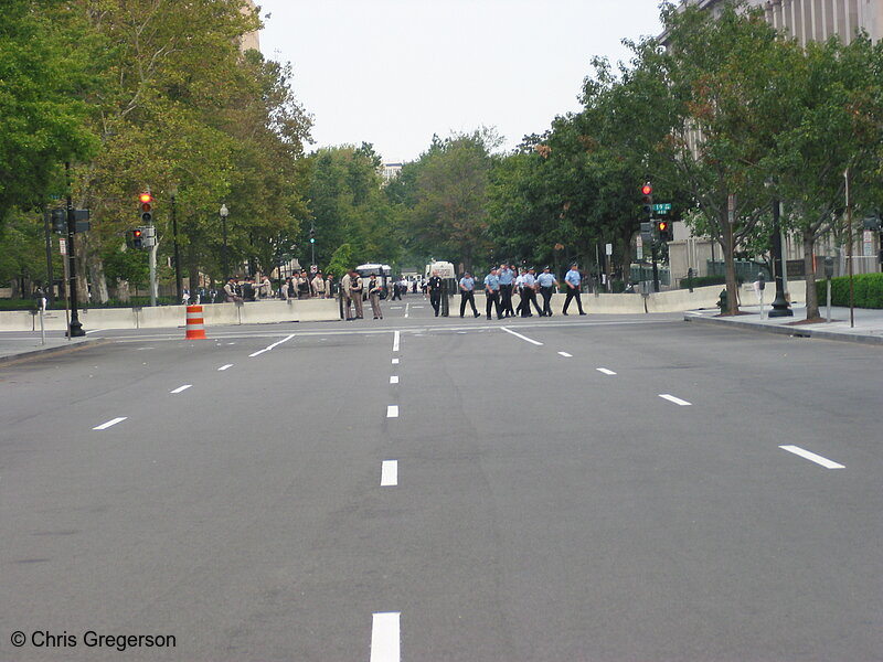 Photo of Police and Barricade in Washington, D.C.(2401)