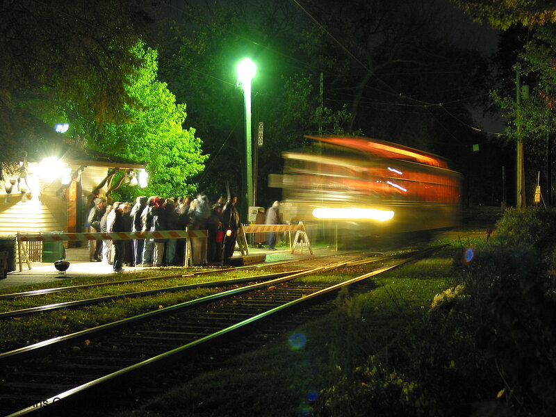 Photo of Como-Harriet Streetcar Arriving at Night(2504)