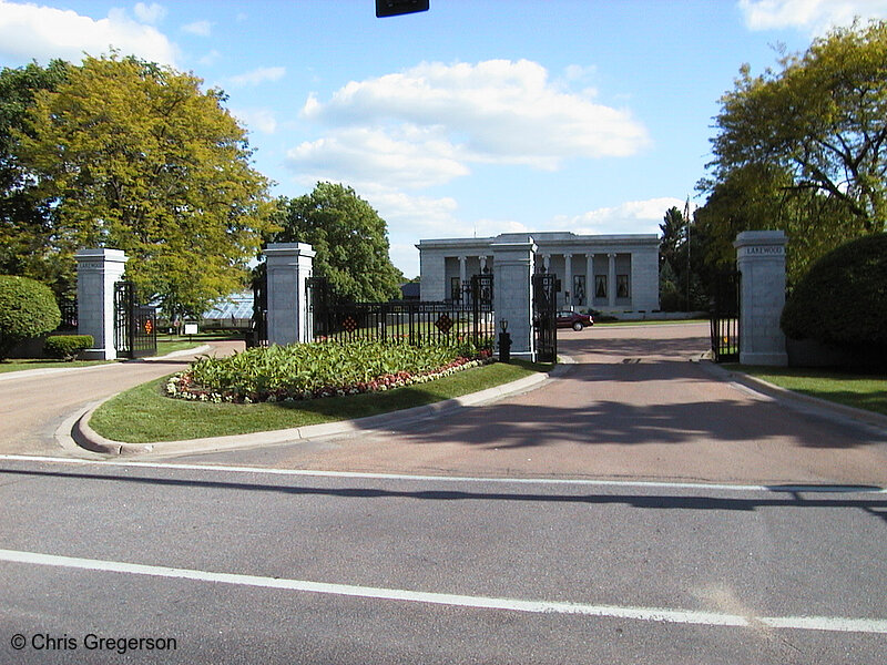 Photo of Lakewood Cemetery Entrance(392)