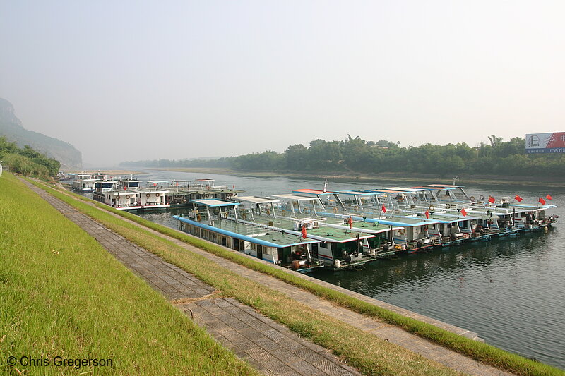 Photo of Pier for Li River Cruises near Guilin China(4262)