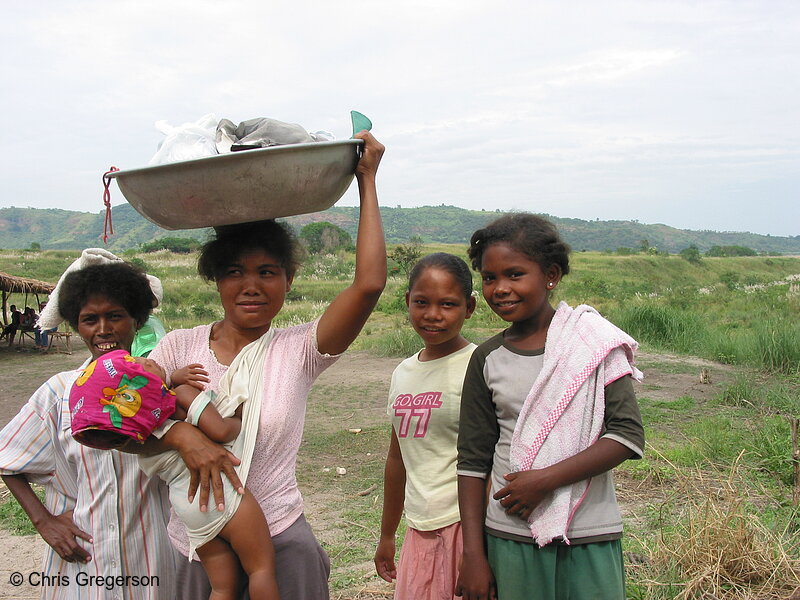 Photo of Aeta Women Posing in Settlement Village, Pampanga(6002)