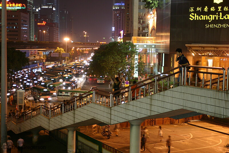 Photo of Pedestrian Overpass near the Shenzhen Shangri-La(6152)