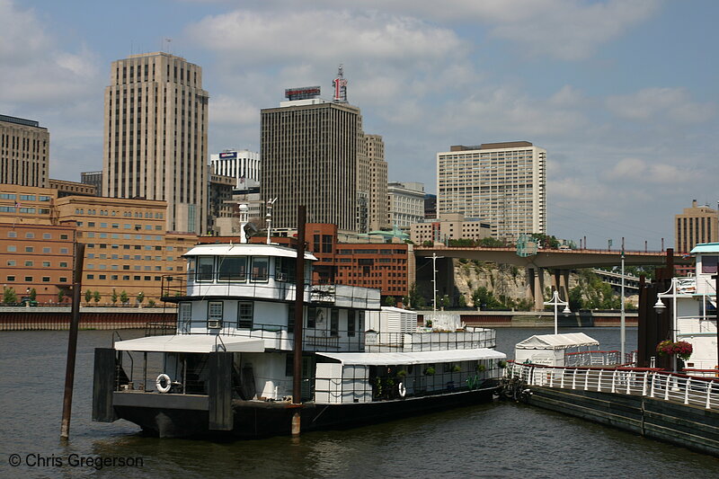 Photo of Tugboat Docked on Mississippi River near Downtown St. Paul(6908)