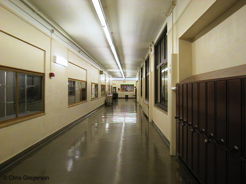 Photo of Hallway at Roosevelt High School(1024)