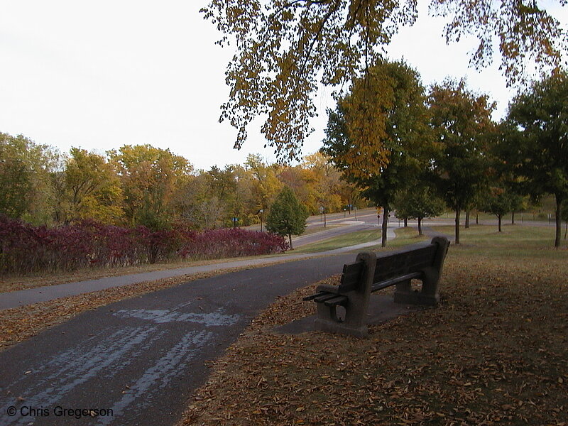 Photo of Bench at West River Parkway and Franklin(1066)