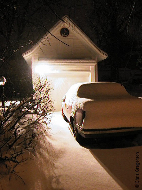 Photo of Garage on 49th Street in Winter(1179)