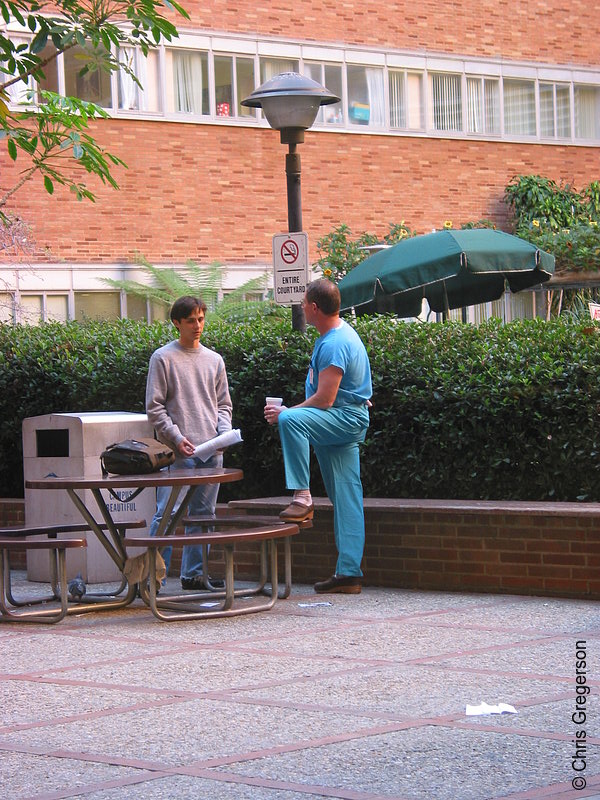 Photo of Courtyard at UCLA Medical Center(1768)