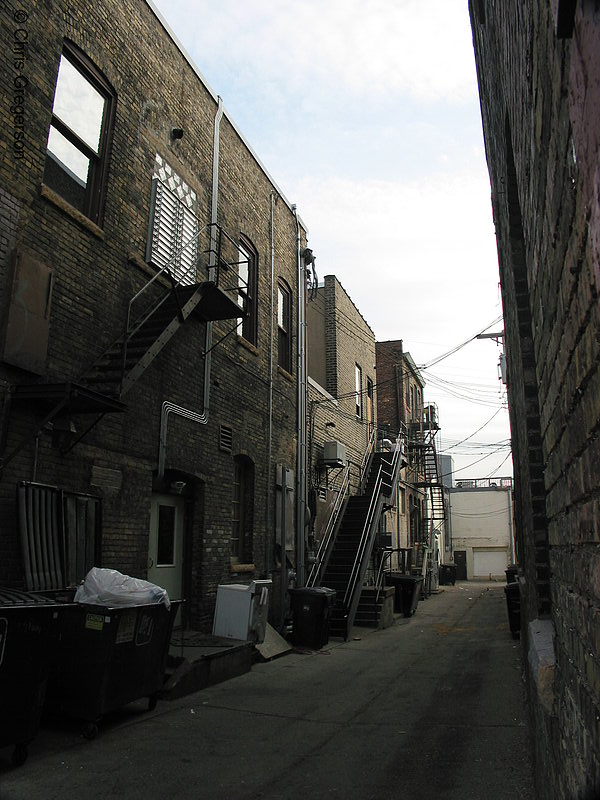 Photo of Dinkytown Alley(1881)