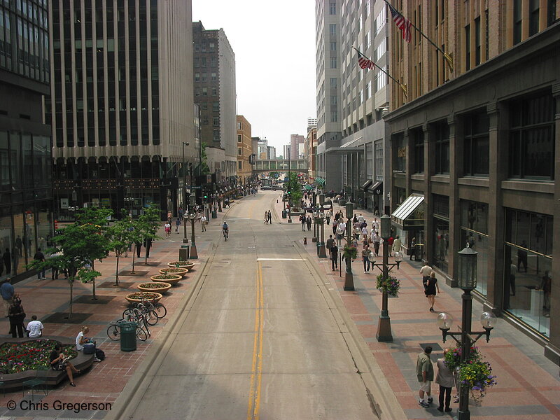 Photo of Nicollet Mall and 8th Street South(2051)