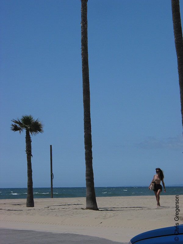 Photo of Woman on Venice Beach(2770)