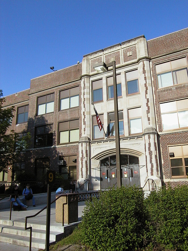 Photo of Roosevelt High School Main Entrance(307)