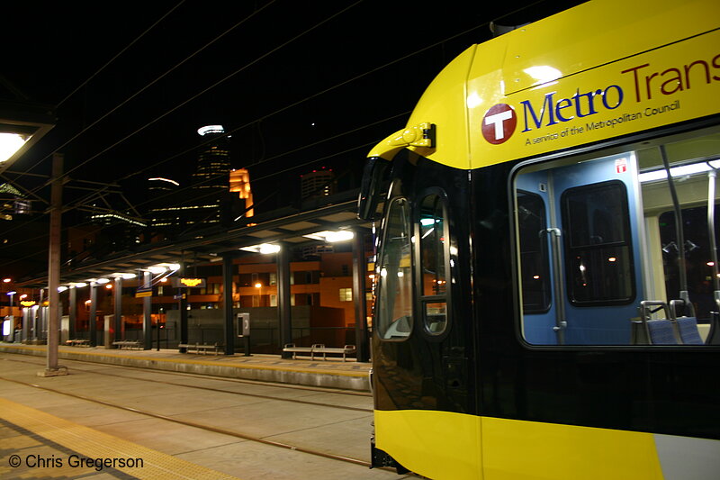 Photo of Light Rail Stop at Night(4489)