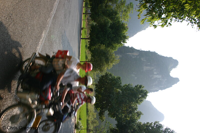 Photo of Karst Peek and Chinese Tourists on Motorcycles(4621)