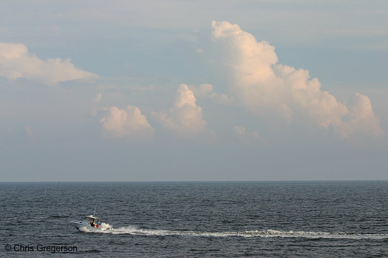 Photo of Motorboat on the Atlantic(4931)