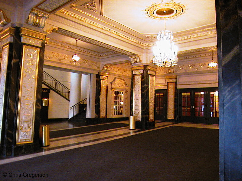 Photo of State Theater Lobby(508)