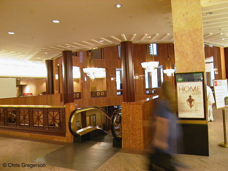 Photo of Wells Fargo Lobby, Skyway Level(509)