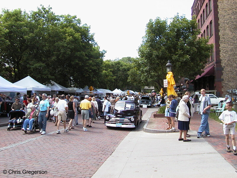 Photo of Main Street Near 3rd Avenue(527)
