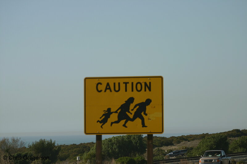 Photo of Caution:Illegal Immigrant Crossing(5399)
