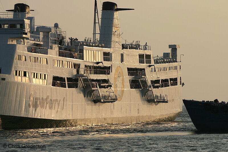 Photo of The Superferry 1 Passenger Ship in Manila Bay(5511)