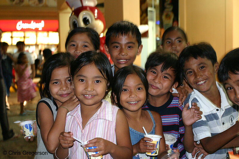 Photo of Children at a Jollibee Restaurant Smiling(5555)