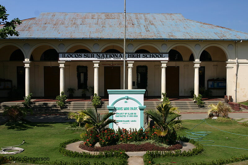 Photo of Ilocos Sur National High School(5567)