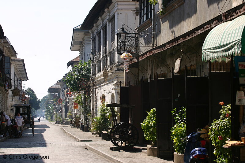 Photo of A Narrow Street and Spanish-Styled Houses in Vigan(5574)