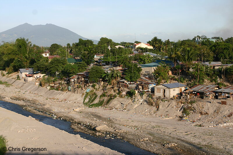 Photo of Shanties on the Abacan River with Mount Arayat in the Background(5576)