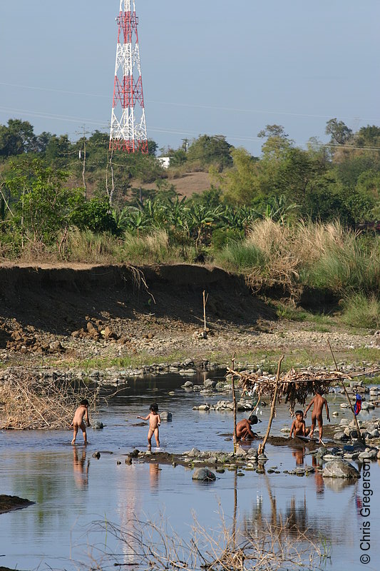Photo of Children Playing in the Badoc River(5679)