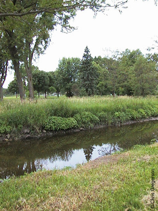 Photo of Minnehaha Creek near Lake Nokomis(571)