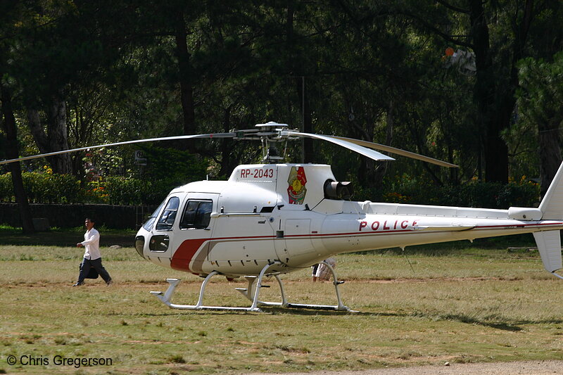 Photo of PNP Helicopter Parked by Burnham Park, Baguio, the Philippines(5810)