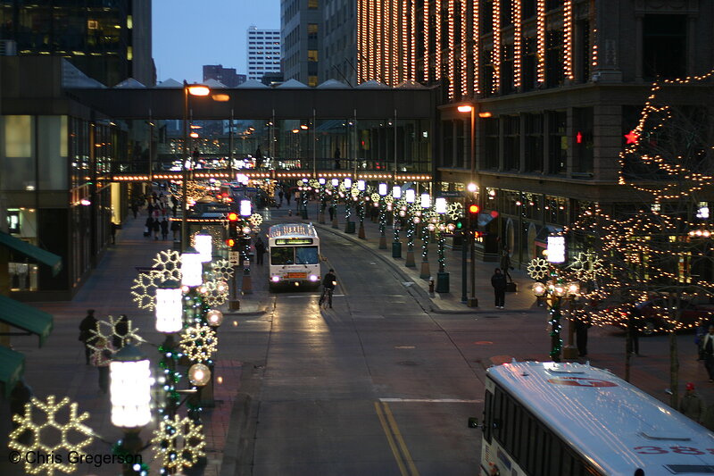 Photo of Buses on Nicollet Mall at Seventh Street, Downtown Minneapolis(6272)