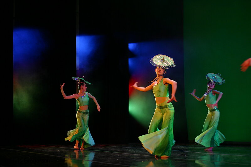 Photo of RFDZ Dancers Performing Dai-Style Dance on Stage in St. Paul, Minnesota(6345)