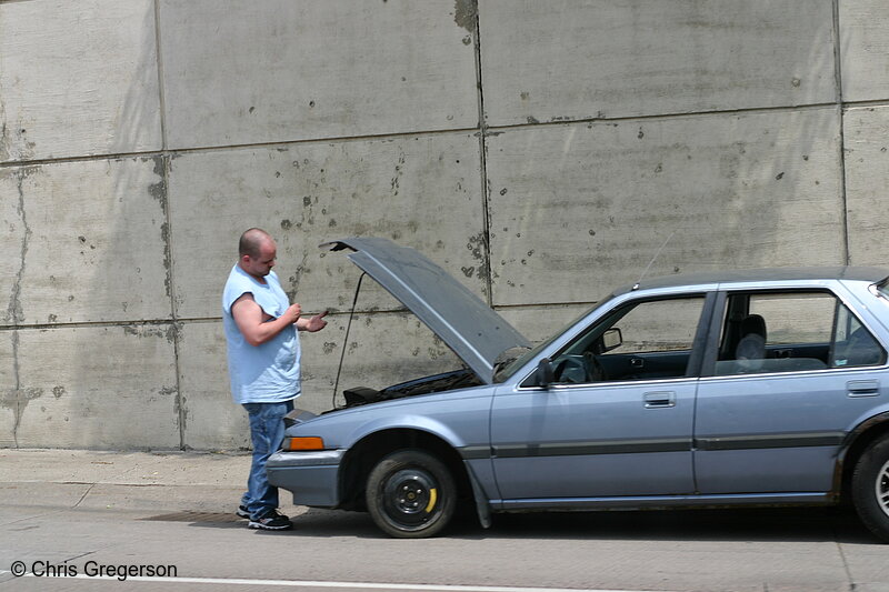 Photo of Stranded Motorist on the Freeway(6387)