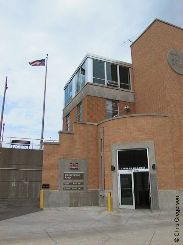 Photo of Lock and Dam Observatory Entrance(667)
