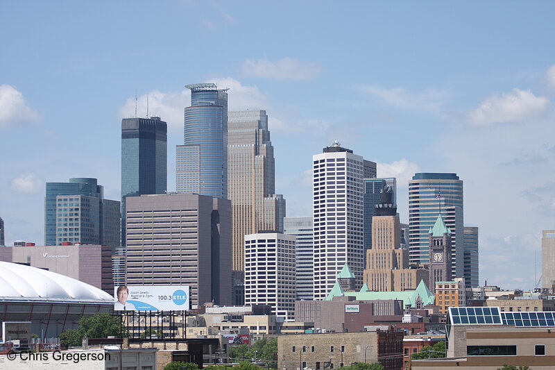 Photo of Minneapolis Skyline from the West Bank(7076)