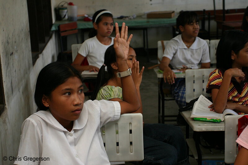 Photo of Student Raising Hand, Filipino Elementary School(7288)