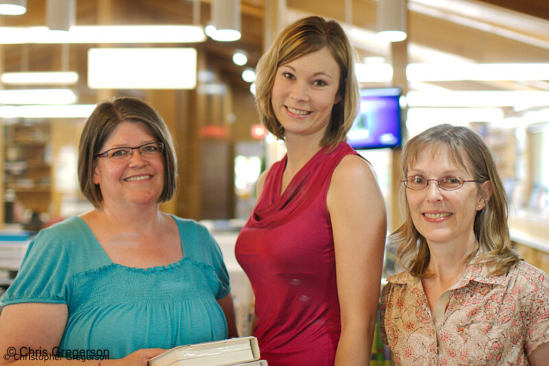 Photo of Friday Memorial Library Staff(7865)