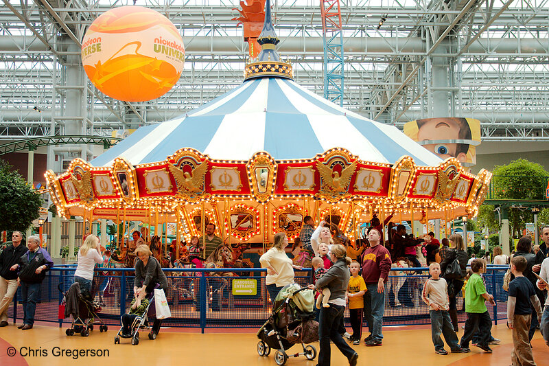 Photo of Carousel at Nickelodeon Universe, Mall of America(8236)