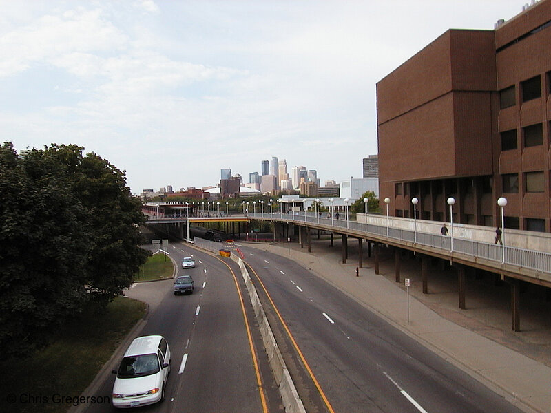 Photo of East Entrance to the Washington Avenue Bridge(952)