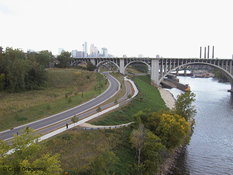 Photo of 10th Avenue Bridge, 35W Bridge Over the Mississippi is in the Background(985)